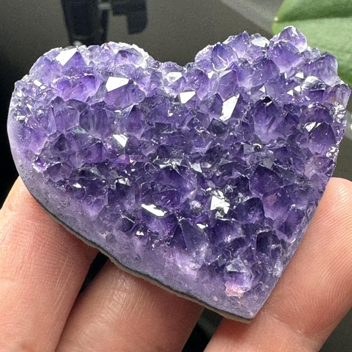 Natural Amethyst π