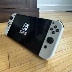 Nintendo Switch OLED Bundle