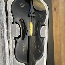 Signed Violin By Members If Dave Matthew’s Band