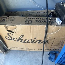 Schwinn Beach Cruiser 