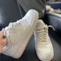 Hurry Hurry White Nike Air Forces Size 11 For The Low’