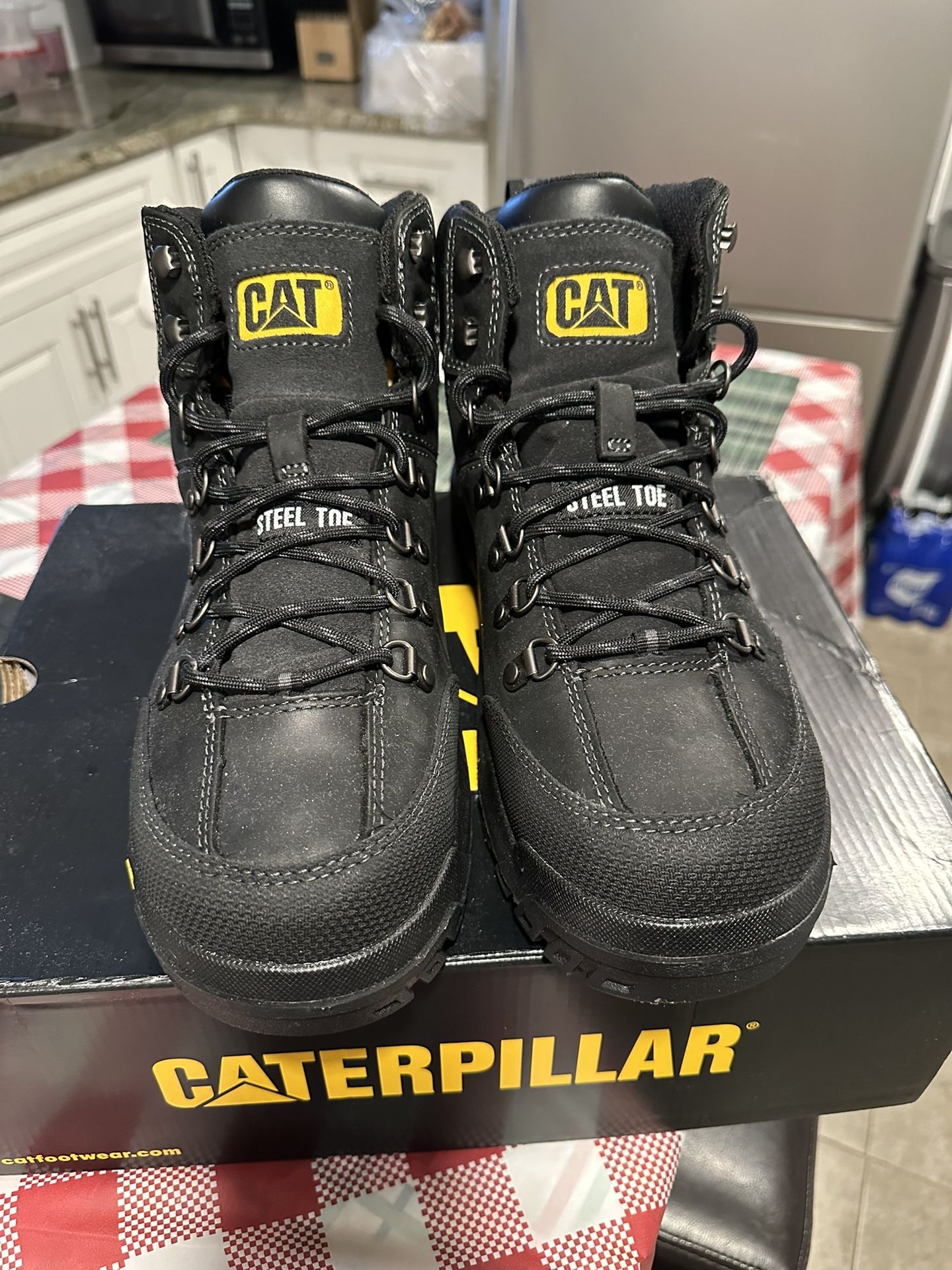 Caterpiller Men Threshold Waterproof Steel Toe Boots 11 W