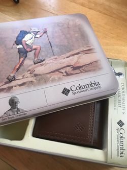 Columbia wallet