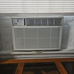 Vendo Aire Kenwod Tiene Dos Funciones Frio Y Caliente