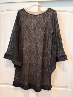 Black Lace Bell Sleeve Tunic