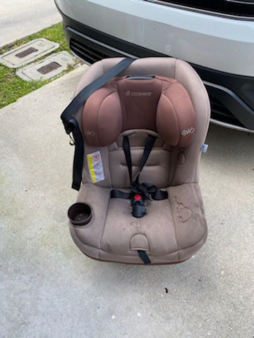 Maxi vision car seat infant insert