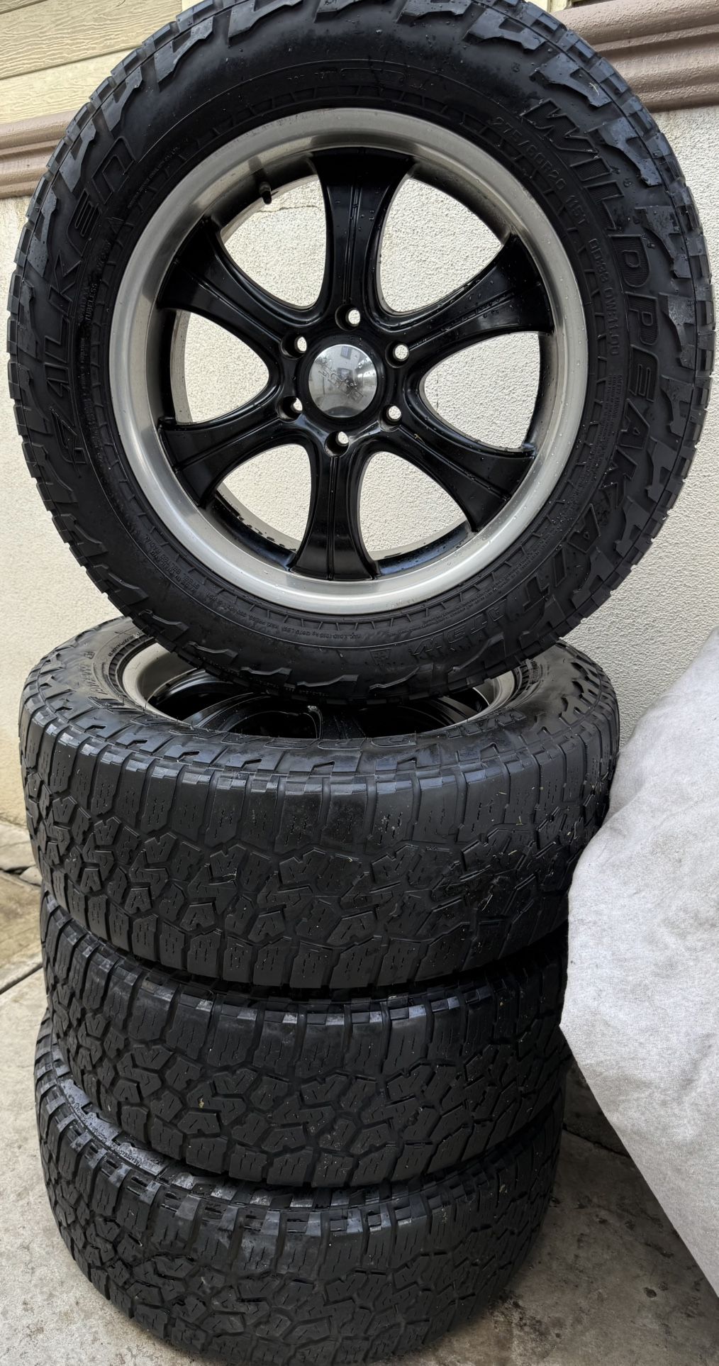 Silverado Wheels / Tires !!! 20 Inch On Falken All Terrain !!!!