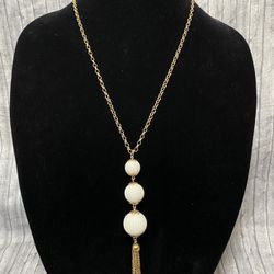 Tiered Pendant necklace