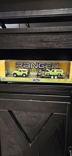 M2 hauler Toy truck