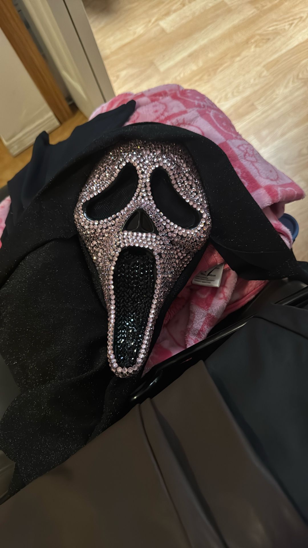 Scream Mask