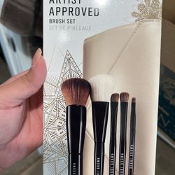 Bobbi Brown Brush Set