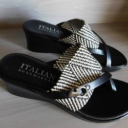 NEW Women's Italian Shoemakers Wedge Sandals Size 7