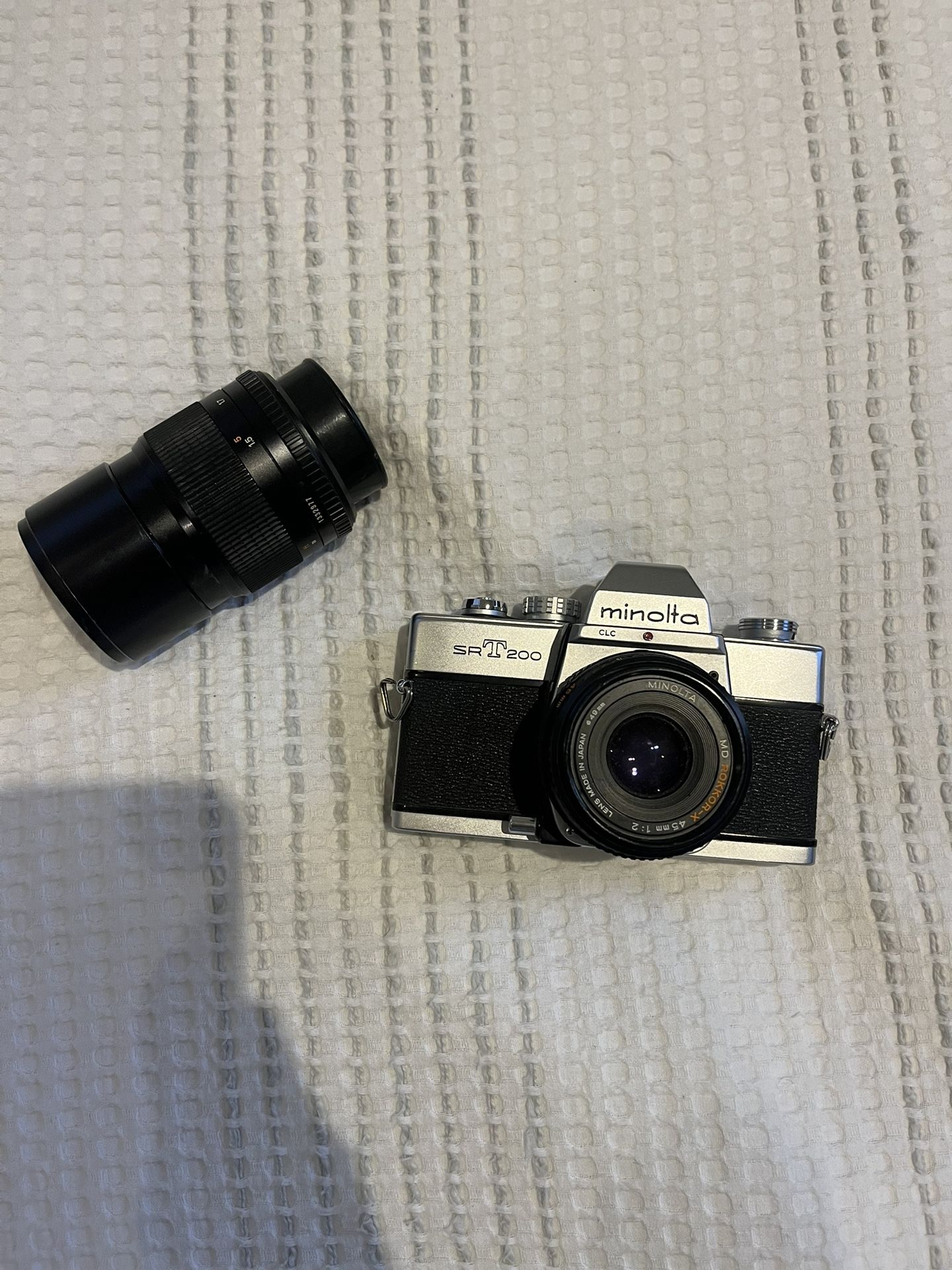 Minolta SRT200 Vintage Camera