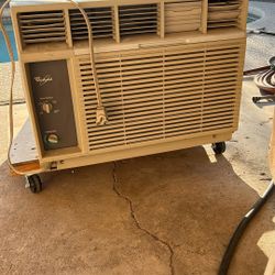 Whirlpool AC window unit 