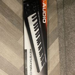M Audio 49 Key