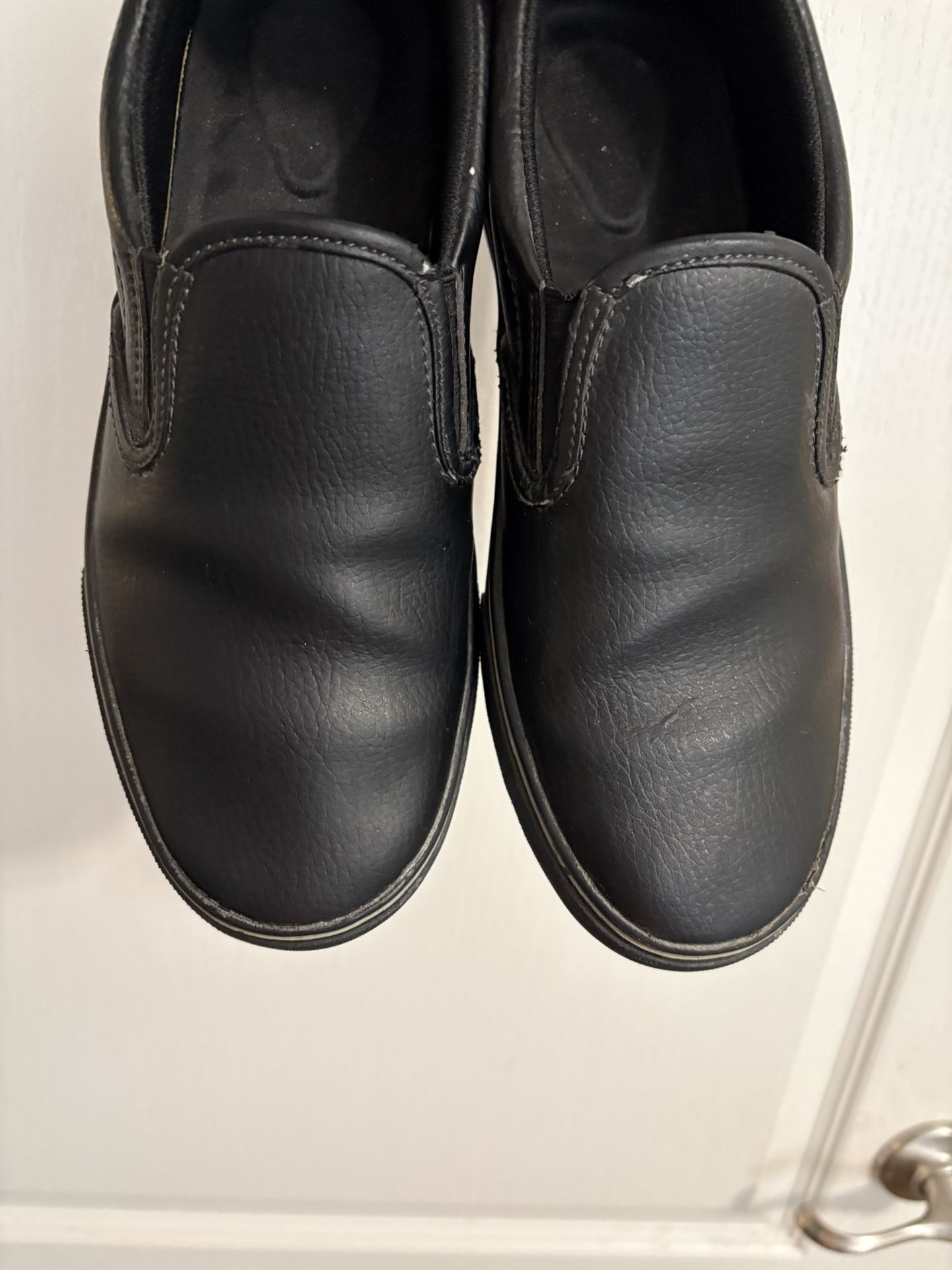 Non Slip Work Shoes Size 8 Women’s (perfect If You Work In A Restaurant)