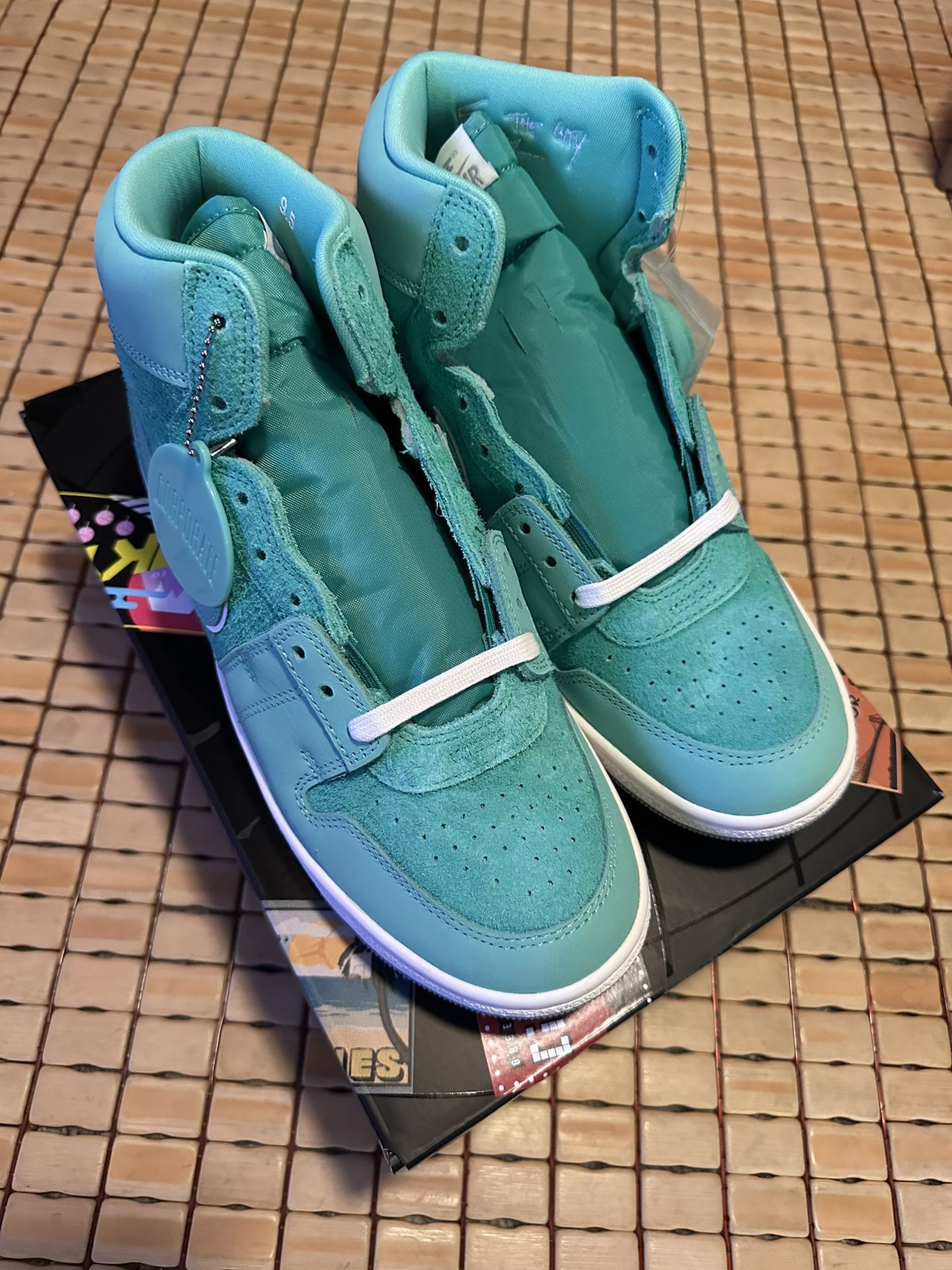 Corporate Air Ship PE Light Menta Size 9.5M