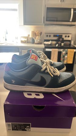Nike SB Dunk Low Pro Sneakers Size 10