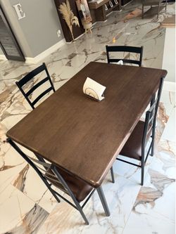 Dining Set