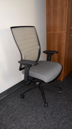 Torsa Office Chair