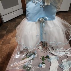 Brand New Toddler Floral Wedding Dress Or Party Dress Comes With The Socks And The Headband In The Extra Flowers Size 0 To 3 Months Toddler And USA