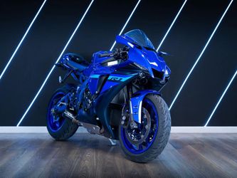 2024 Yamaha R1