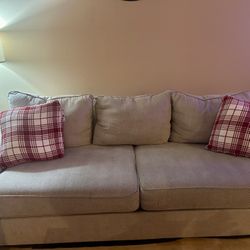 Couch/love seat Set