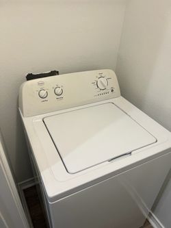 Washer dryer set