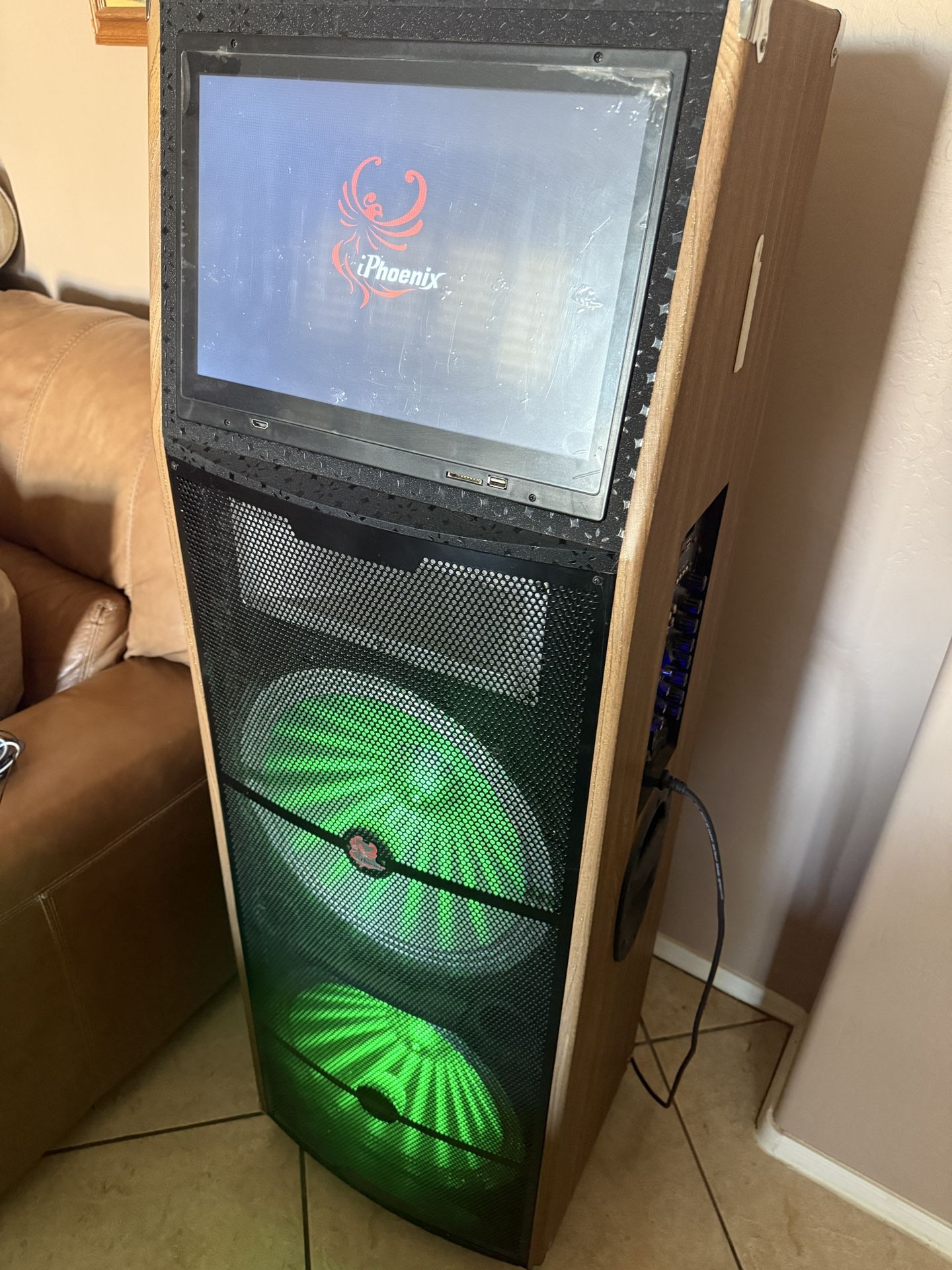 iPhoenix Bluetooth Speaker W/ Display 