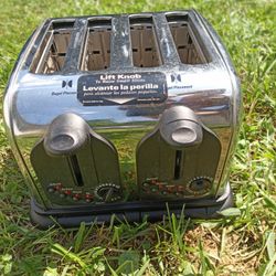 4 Slot Toaster 