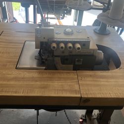 Rimoldi Serger Sewing Machine 