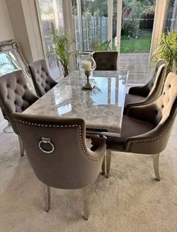 Dining table set