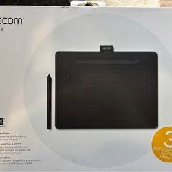 Wacom Intuos Medium Graphics Drawing Tablet