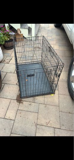 Dog crate