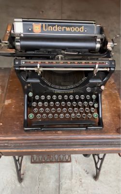 “Underwood” Typewriter