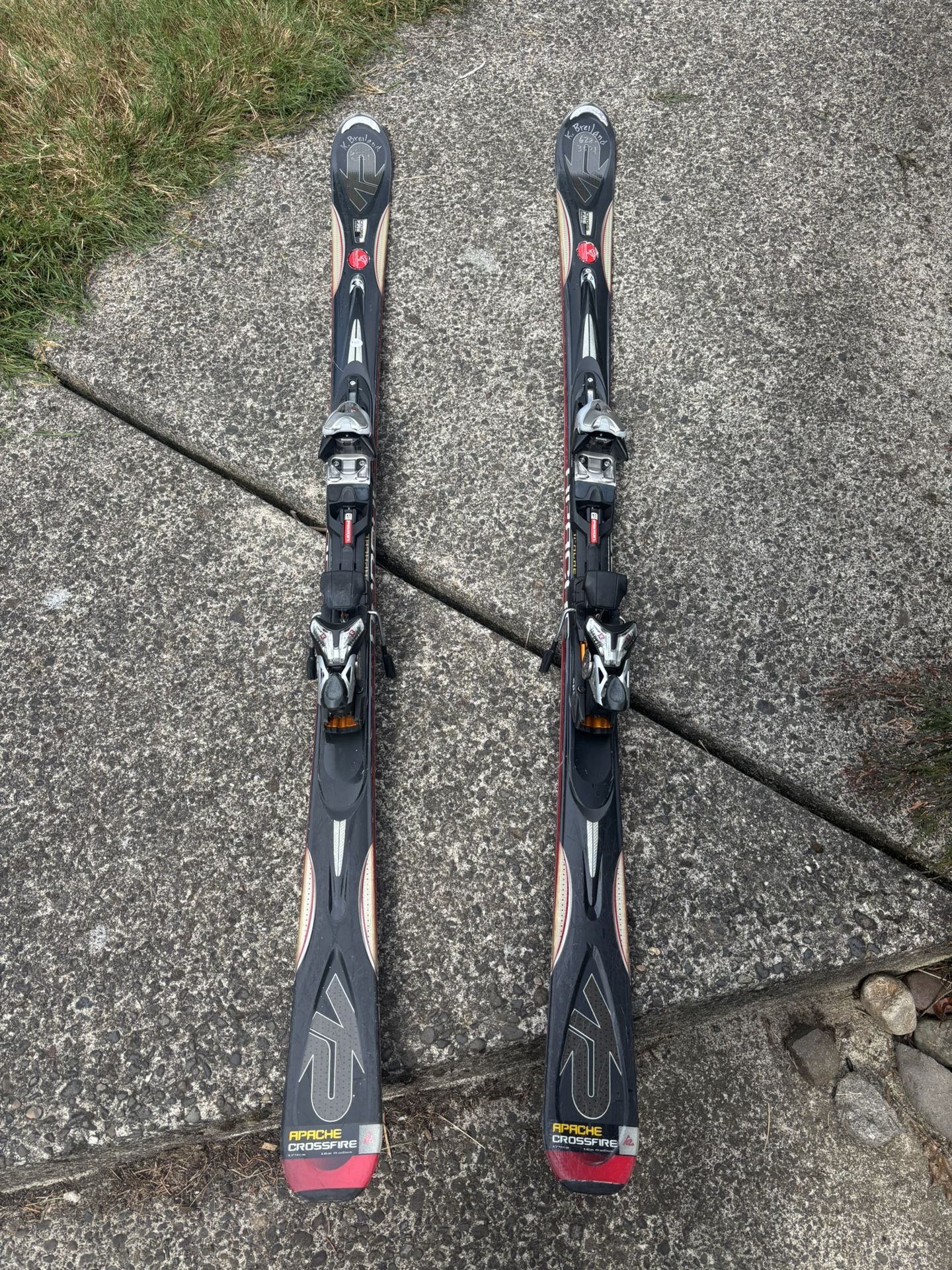 Skis