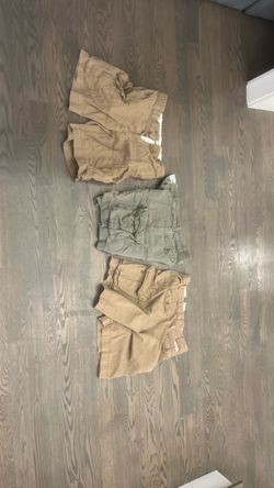Men’s cargo shorts