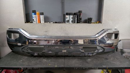2016-2017-2018 GMC SIERRA 1500 FRONT BUMPER OEM USED #10968