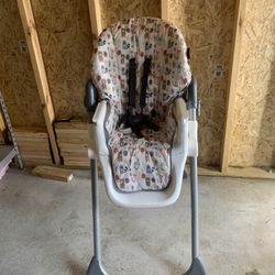 high chair does not have the table