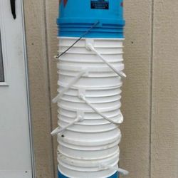 Buckets $2 each like new