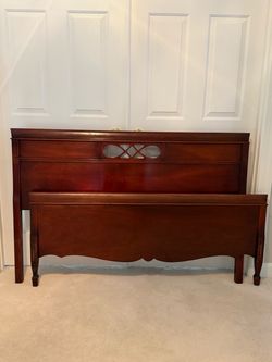 Antique Full Bed - Headboard/Footboard/Side Frames