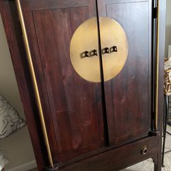 Antique Tv Stand/armoire