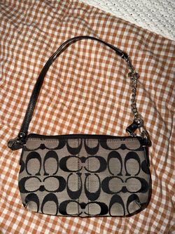 Mini coach shoulder bag