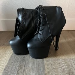 8” Lace-up Stretch Knee Boot Pleasers