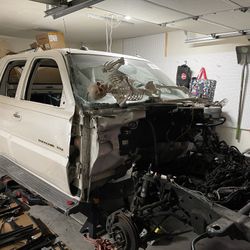 2005 Cadillac Escalade EXT For Parts