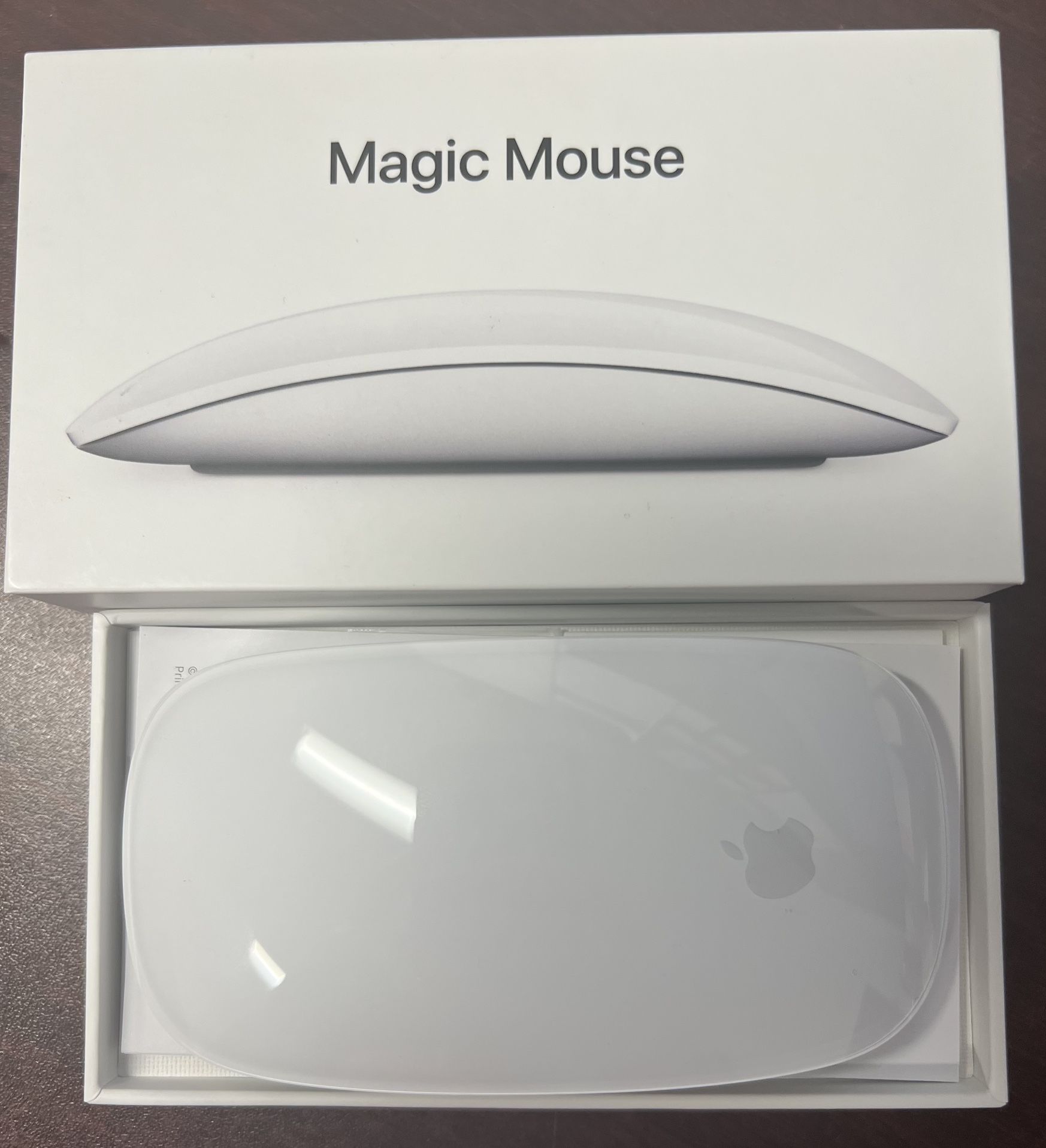 Apple Magic Mouse: Wireless, Bluetooth, Rechargeable. Works with Mac or iPad; Multi-Touch Surface - White