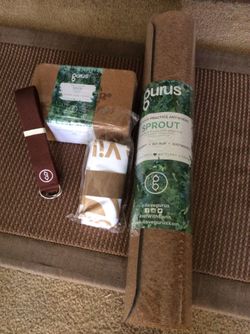 Gurus Complete Set. Yoga Mat $95 Obo.