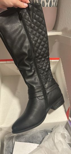Black boots