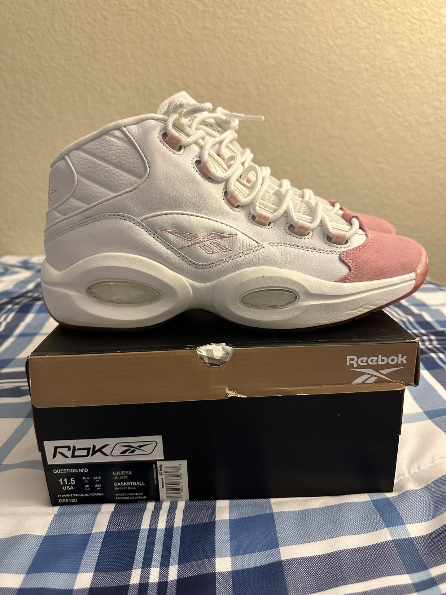 Reebok Question Mid “Pink Toe” Size 11.5