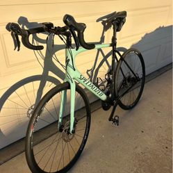 Specialized Roubaix Carbon Road Bike – Shimano 105 – Disc – DT Swiss – Size 61